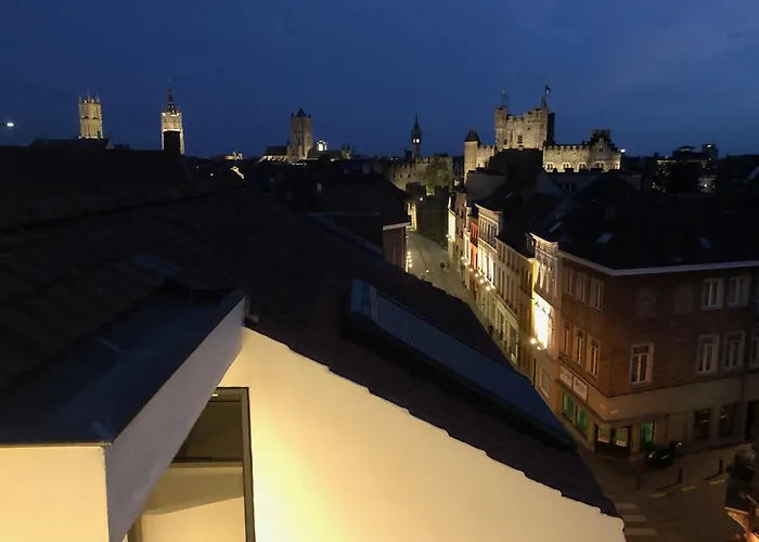 Margriet Apart-suites Апартаменти *